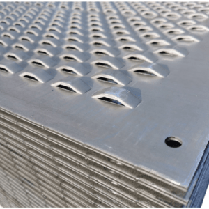 Schlitzbrückenblech 2500 x 1250 x 3 mm Prägetiefe 1,5 mm gerade mit Befestigungslöcher